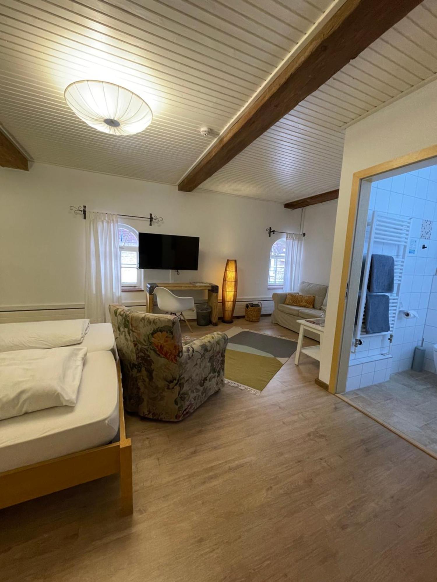 Hotel Gut Schoeneworth Freiburg  외부 사진